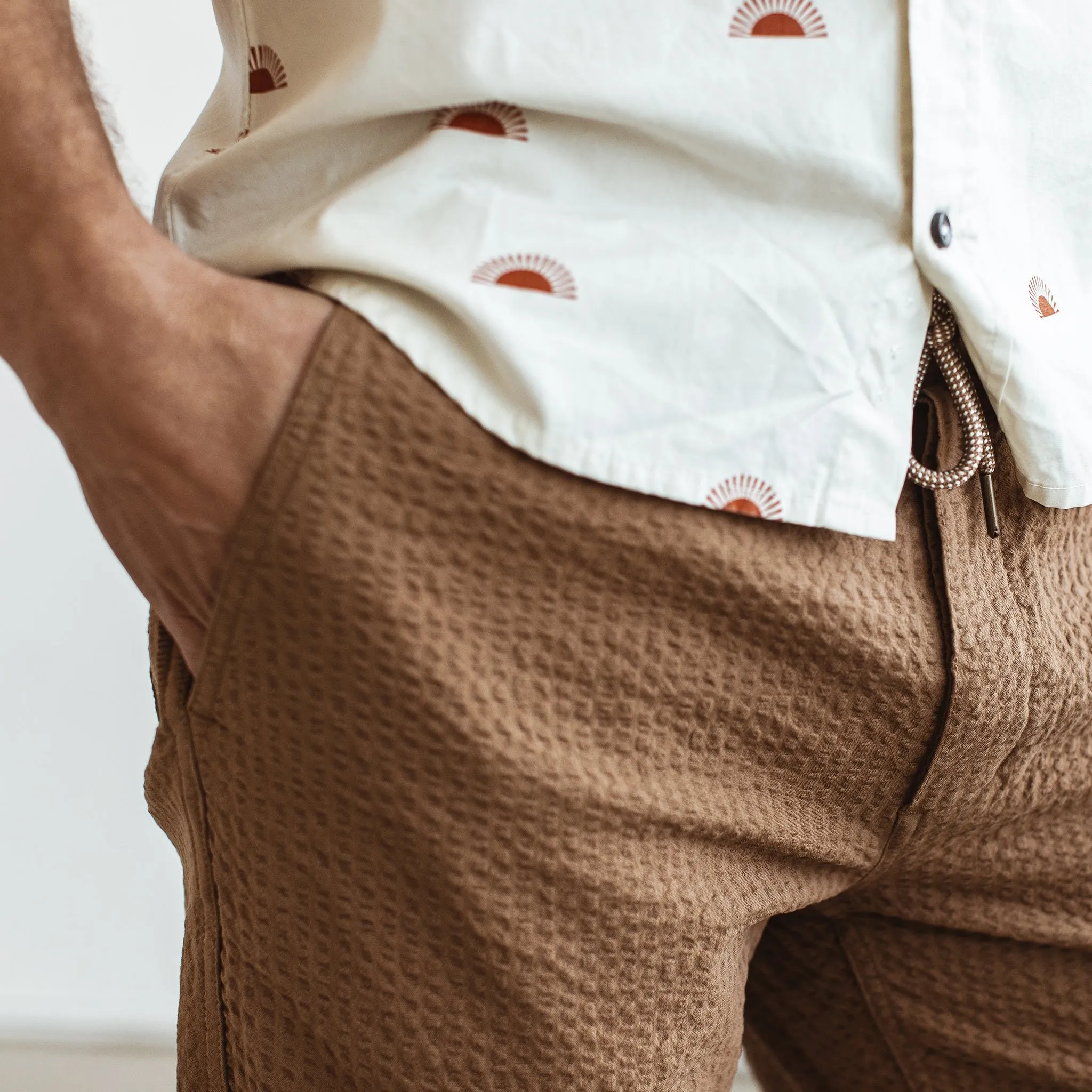 The Après Pant in British Khaki Seersucker