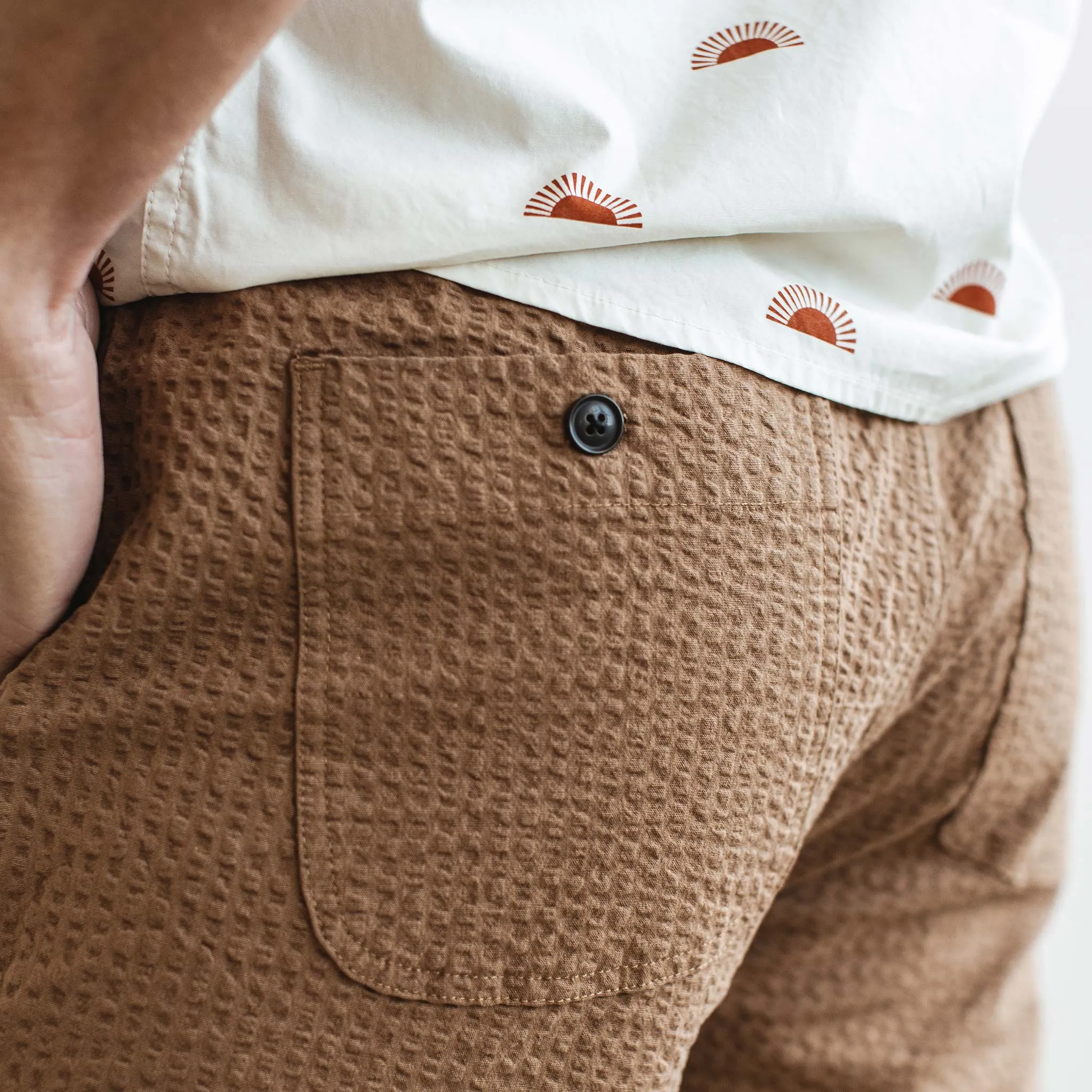 The Après Pant in British Khaki Seersucker